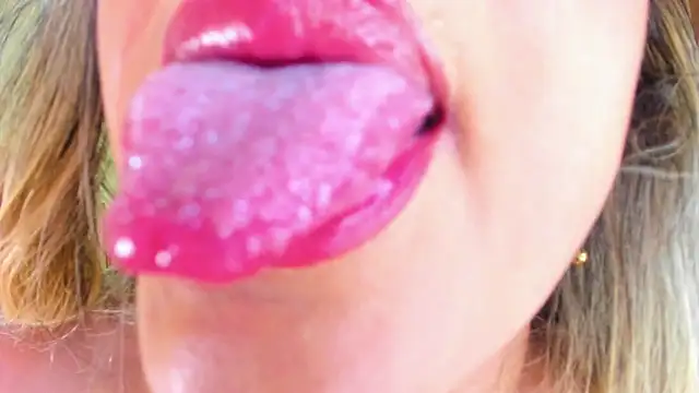 Julia Haye online show from January 5, 4:25 am