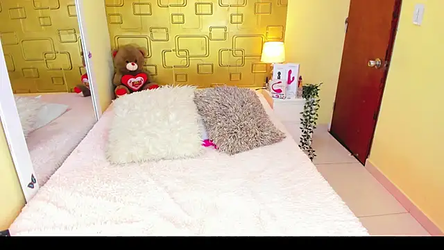 Julia Haye online show from September 29, 3:22 am