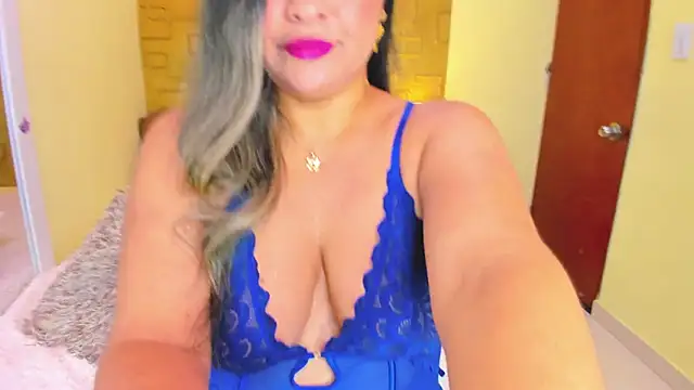 Julia Haye online show from October 22, 10:09 pm