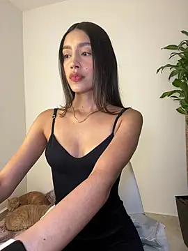 Snapshot of SelenaStone chatting on February 21, 10:48 pm SelenaStone online show from February 21, 10:48 pm