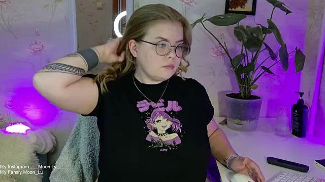 sinnamon  online show from September 18, 1:13 pm