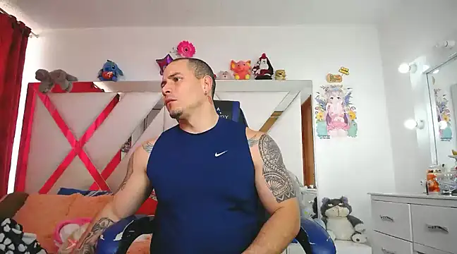 jakson hot online show from December 12, 8:21 pm