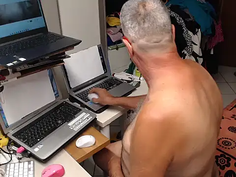 firenze77 online show from August 5, 3:42 am