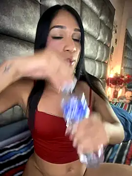 Ashly Miller online show from November 12, 7:57 pm