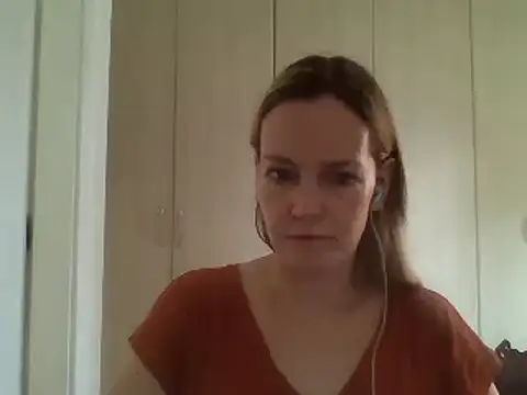 Snapshot of Annylove1 chatting on February 20, 10:48 am Annylove1 online show from February 20, 10:48 am