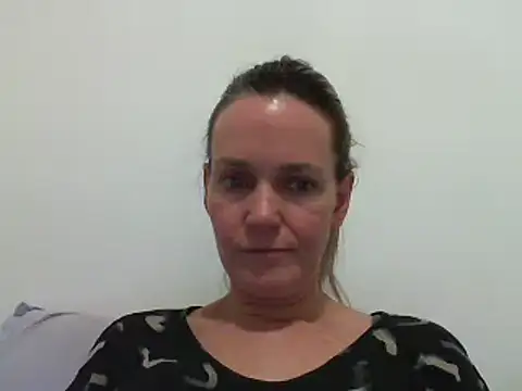 Snapshot of Annylove1 chatting on February 24, 12:09 am Annylove1 online show from February 24, 12:09 am