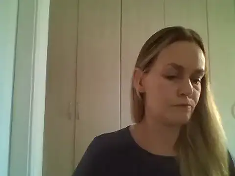 Snapshot of Annylove1 chatting on March 7, 10:45 am Annylove1 online show from March 7, 10:45 am