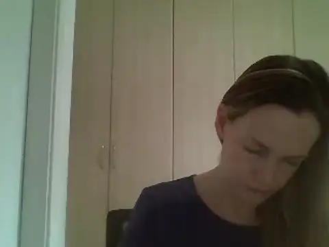 Snapshot of Annylove1 chatting on March 14, 10:39 am Annylove1 online show from March 14, 10:39 am