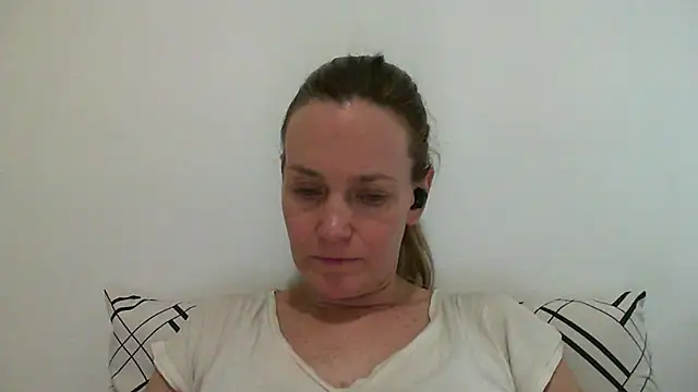 Snapshot of Annylove1 chatting on March 17, 9:45 pm Annylove1 online show from March 17, 9:45 pm