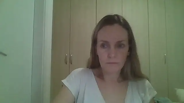 Snapshot of Annylove1 chatting on March 21, 8:50 pm Annylove1 online show from March 21, 8:50 pm