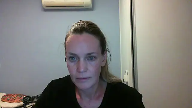 Snapshot of Annylove1 chatting on September 16, 12:00 am Annylove1 online show from September 16, 12:00 am