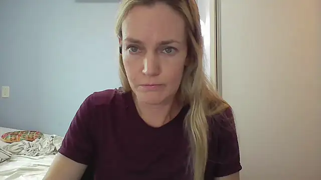 Snapshot of Annylove1 chatting on February 3, 10:53 am Annylove1 online show from February 3, 10:53 am