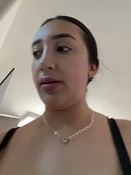 Snapshot of Hannahoff chatting on January 12, 9:19 pm Hannahoff online show from January 12, 9:19 pm