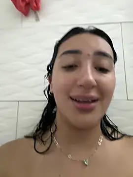 Snapshot of Hannahoff chatting on March 19, 4:25 am Hannahoff online show from March 19, 4:25 am