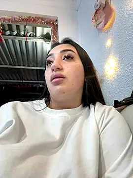 Hannahoff online show from December 23, 4:10 am