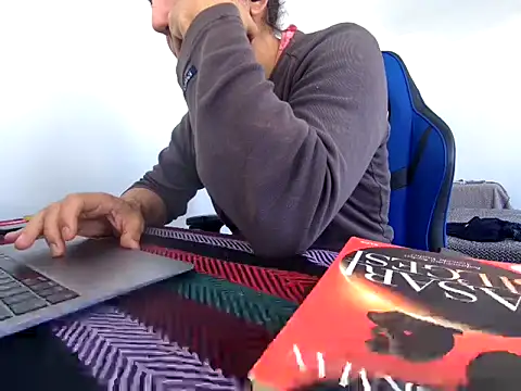 ALPHANDRE online show from November 16, 9:48 am