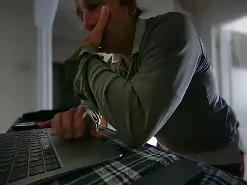 ALPHANDRE online show from February 21, 8:04 am