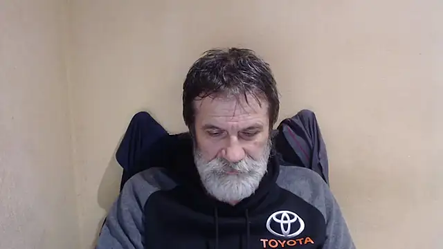 Snapshot of AlexNudo chatting on November 8, 12:27 pm AlexNudo online show from November 8, 12:27 pm