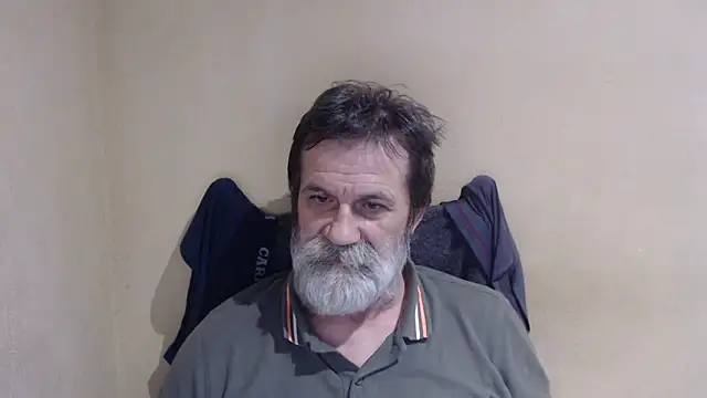 Snapshot of AlexNudo chatting on November 13, 11:20 am AlexNudo online show from November 13, 11:20 am