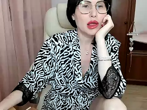 Alyona Alex online show from May 5, 4:48 pm