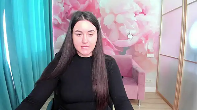 Roxie Bradley online show from January 9, 6:48 am