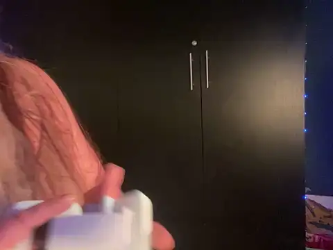 Snapshot of Im_sophiie chatting on January 5, 9:15 am Im sophiie online show from January 5, 9:15 am