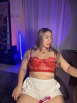 Snapshot of Im_sophiie chatting on October 19, 6:25 am Im sophiie online show from October 19, 6:25 am