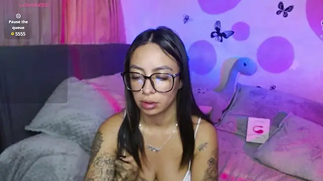 Snapshot of Cata_cortes chatting on February 22, 5:12 am Cata cortes online show from February 22, 5:12 am