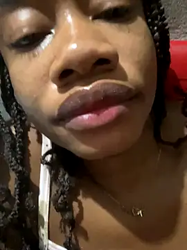  yisela  online show from October 1, 12:49 am