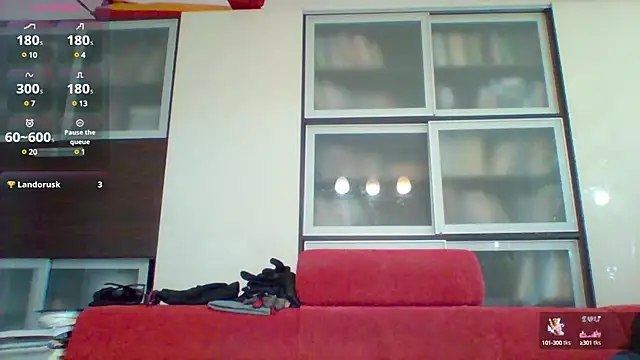 Matttthees online show from February 5, 9:15 am