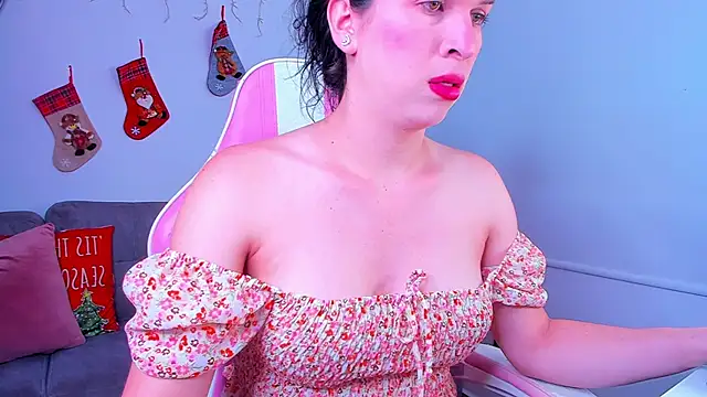 Snapshot of Ariana_f chatting on November 28, 5:04 pm Ariana f online show from November 28, 5:04 pm