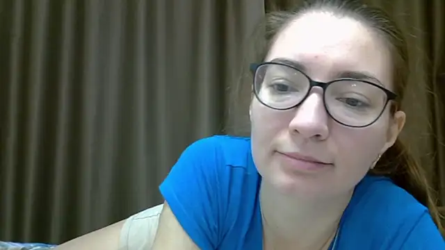 Snapshot of Ashleyspice chatting on December 18, 6:10 am Ashleyspice online show from December 18, 6:10 am