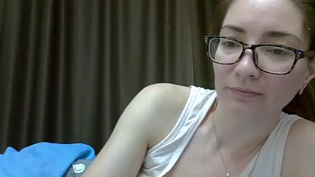 Snapshot of Ashleyspice chatting on December 19, 5:40 am Ashleyspice online show from December 19, 5:40 am