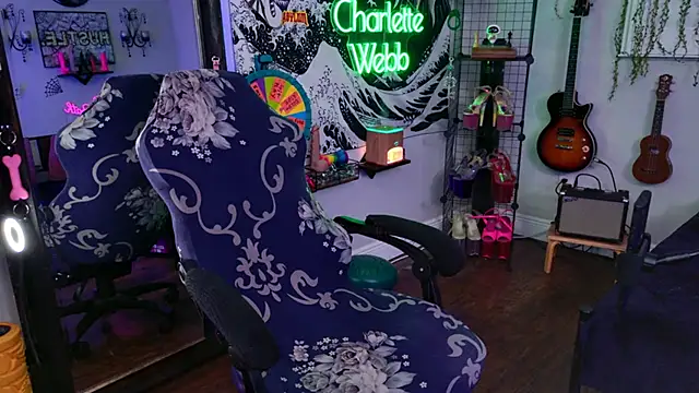 CharletteWebb online show from December 11, 2:19 am