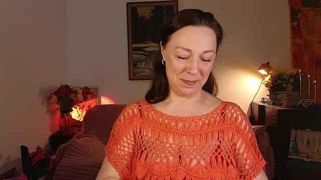 vanessawis  online show from April 11, 12:15 am