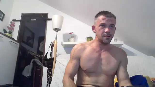 Cambitchboy online show from September 18, 9:50 pm