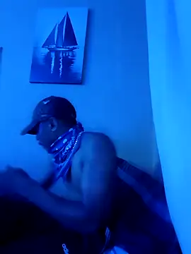 Snapshot of Emkay_DaBoss chatting on January 8, 2:03 am Emkay DaBoss online show from January 8, 2:03 am