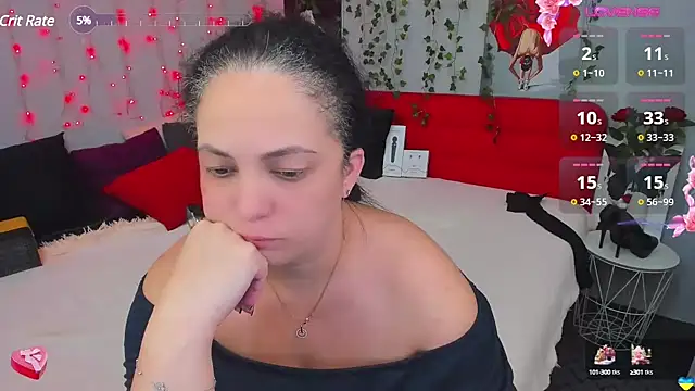 Snapshot of DarlingMilf chatting on December 16, 12:48 am DarlingMilf online show from December 16, 12:48 am