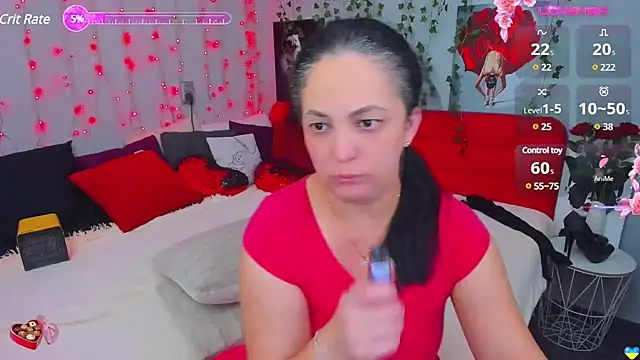 Snapshot of DarlingMilf chatting on December 24, 6:06 pm DarlingMilf online show from December 24, 6:06 pm