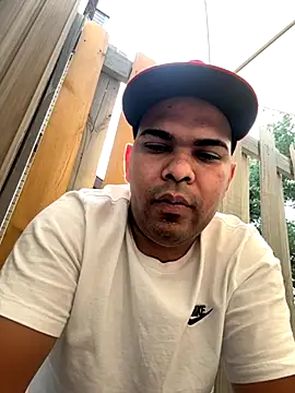 Snapshot of marhi32 chatting on September 14, 3:11 pm marhi32 online show from September 14, 3:11 pm