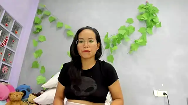 loveley jenny online show from July 12, 6:37 am
