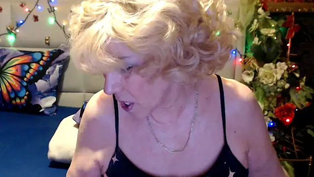 HappyWomanOn online show from May 2, 9:14 am