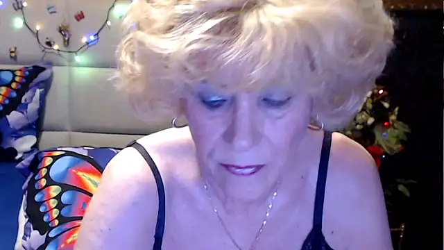 HappyWomanOn online show from May 6, 9:36 am