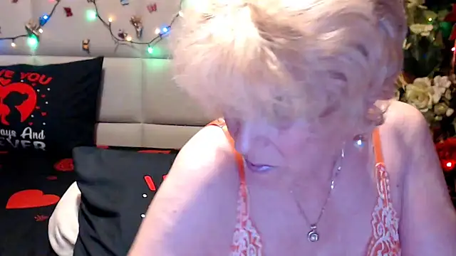 HappyWomanOn online show from June 20, 9:34 am