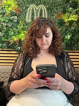 AnneKane online show from April 16, 5:41 am