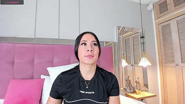 Snapshot of Ahincale chatting on October 22, 7:24 pm Ahincale online show from October 22, 7:24 pm