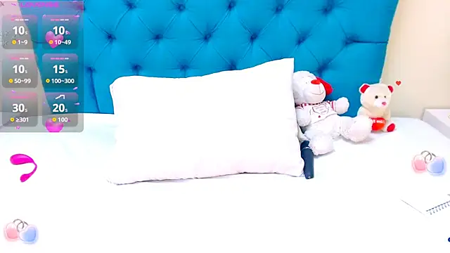 Nayla Garner online show from October 16, 4:30 pm