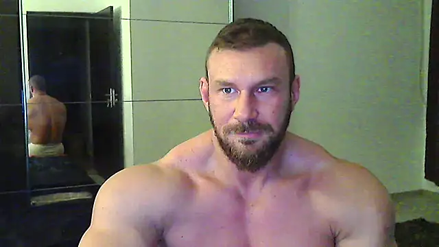 muscularkevin online show from February 5, 5:34 am