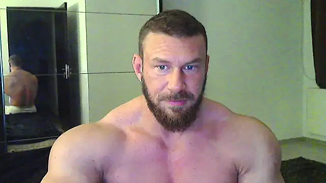 muscularkevin online show from March 25, 4:40 am