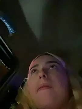 Irisweet  online show from February 2, 5:42 am